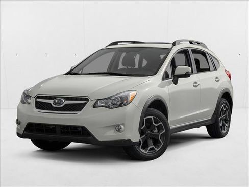 Used 2013 Subaru Crosstrek 2.0i Limited w/ Popular Pkg 2 AWD/4WD image 1