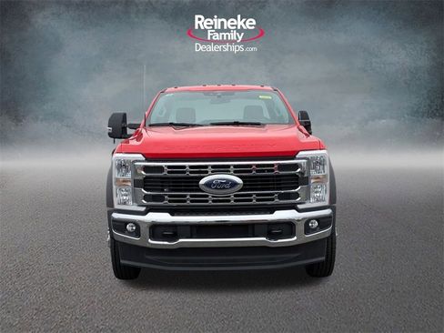 New 2025 Ford F550 4x4 Regular Cab Super Duty image 2