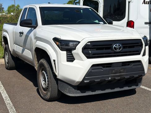 Used 2024 Toyota Tacoma SR RWD image 2