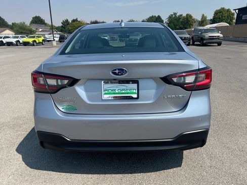 Used 2025 Subaru Legacy Limited AWD/4WD image 4