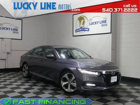 Used 2018 Honda Accord Touring image 1