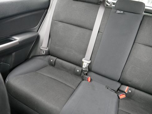 Used 2015 Subaru Crosstrek 2.0i Premium image 12