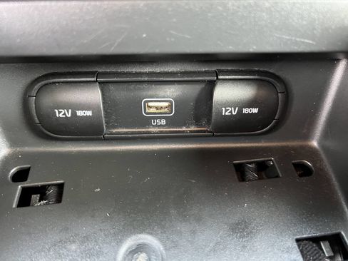 Used 2020 Kia Soul S image 11