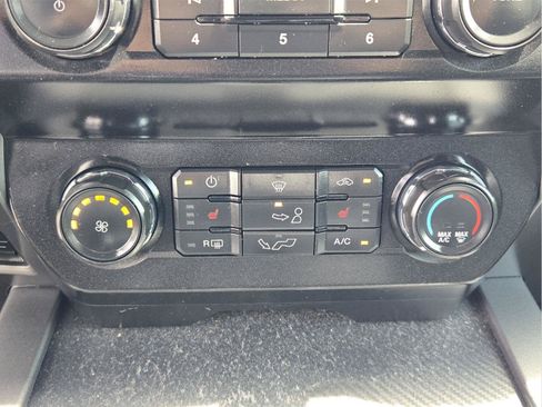 Used 2020 Ford F150 XLT w/ Equipment Group 302A Luxury AWD/4WD image 18