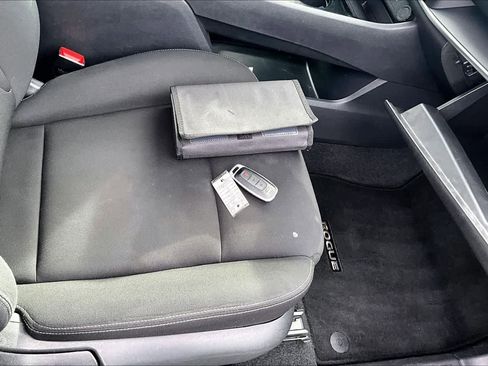 Used 2023 Nissan Rogue S image 20