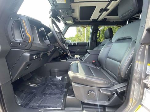 Used 2024 Ford Bronco Badlands AWD/4WD image 8