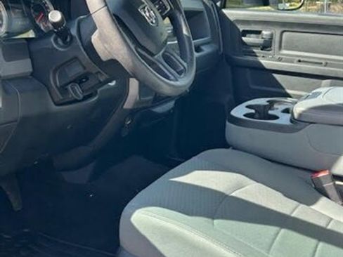 Used 2018 RAM 3500 Tradesman w/ Chrome Appearance Group image 4