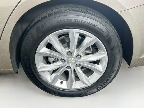 Used 2023 Chevrolet Malibu LT FWD image 11
