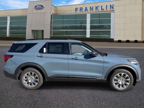 New 2026 Ford Explorer Active w/ Active Comfort Package AWD/4WD image 8