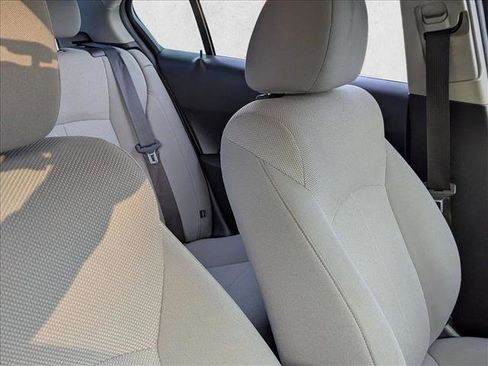 Used 2011 Chevrolet Cruze LT image 10