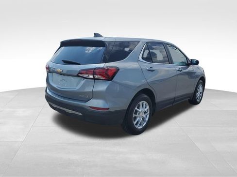 Used 2024 Chevrolet Equinox LT AWD/4WD image 4