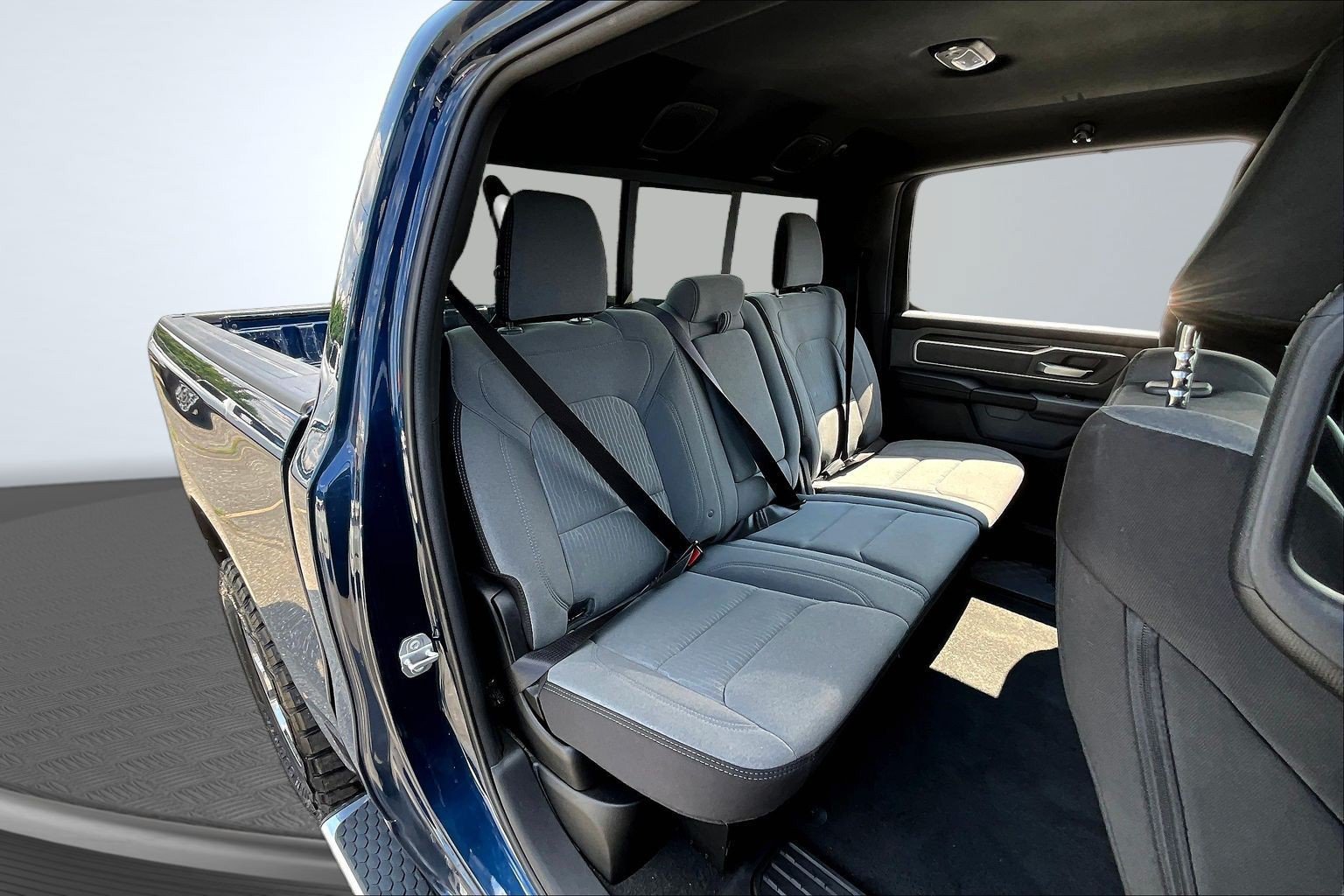 Used 2023 RAM 1500 Big Horn AWD/4WD image 25
