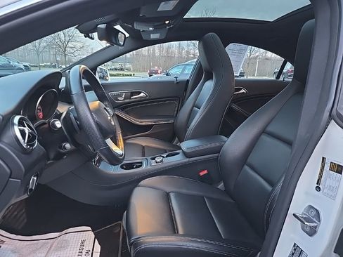 Used 2019 Mercedes-Benz CLA 250 4MATIC image 13
