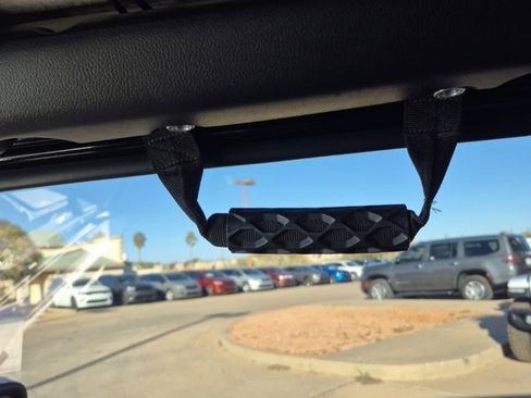 Used 2018 Jeep Wrangler Unlimited Rubicon image 44