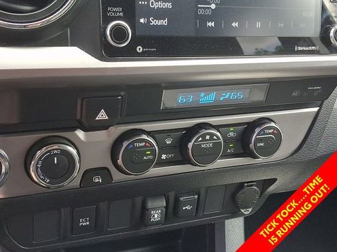 Certified 2023 Toyota Tacoma SR5 AWD/4WD image 21