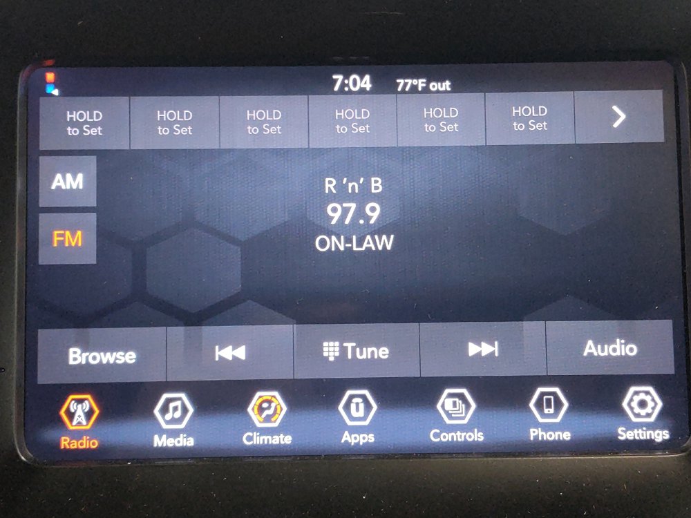 Used 2021 Jeep Cherokee Latitude AWD/4WD image 25