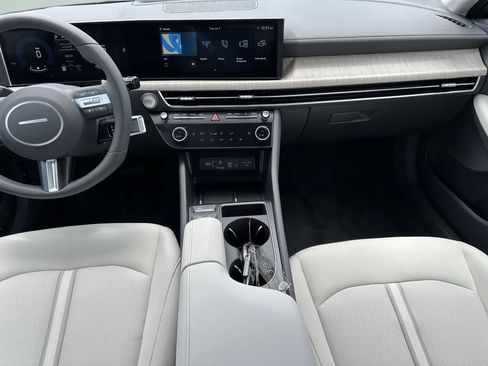 New 2026 Hyundai Sonata SEL FWD image 19