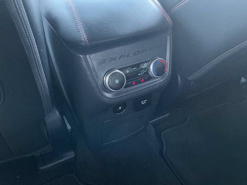 Used 2025 Ford Explorer ST AWD/4WD image 33