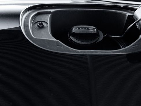 Certified 2025 Porsche Macan image 29