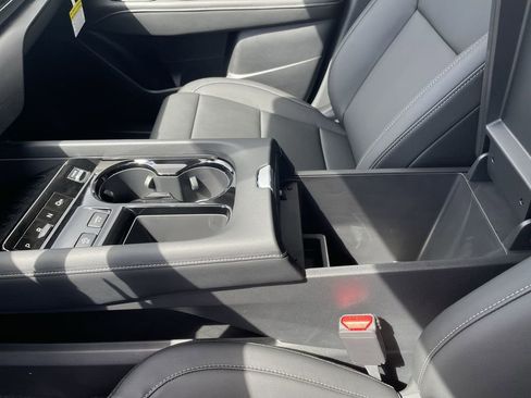 Certified 2025 Nissan Murano SL image 26