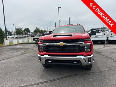 New 2026 Chevrolet Silverado 3500 LT w/ Convenience Package AWD/4WD image 8