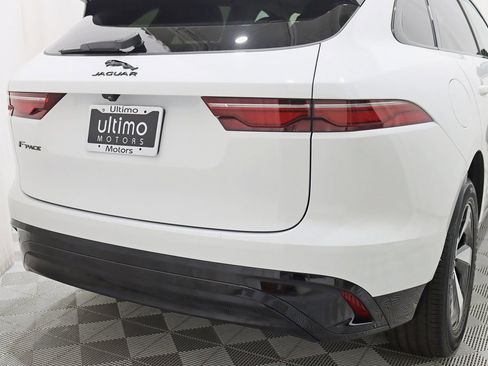 Used 2022 Jaguar F-PACE S image 12