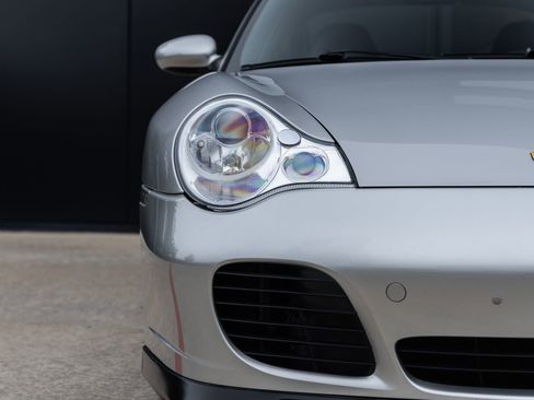 Used 2001 Porsche 911 Turbo AWD/4WD image 30