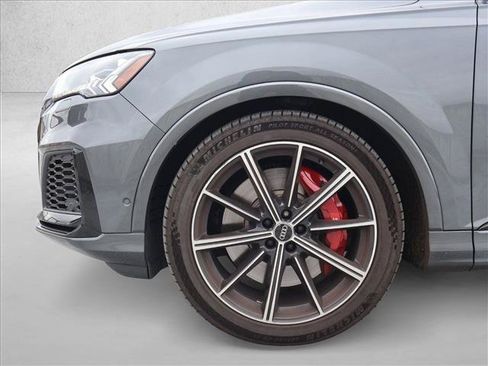 Used 2021 Audi SQ7 Prestige w/ Prestige Package AWD/4WD image 19