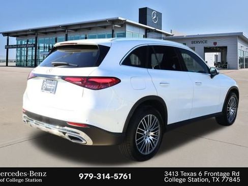 Certified 2025 Mercedes-Benz GLC 300 image 6