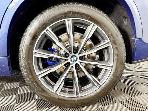 Used 2019 BMW X5 xDrive40i w/ M Sport Package AWD/4WD image 28