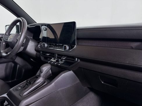 Used 2024 Chevrolet Colorado W/T image 29