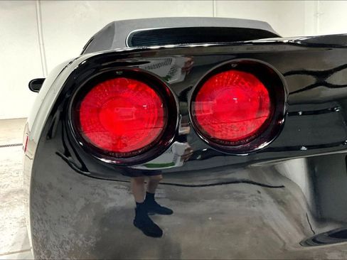 Used 2008 Chevrolet Corvette Convertible w/ Preferred Equipment Group image 33