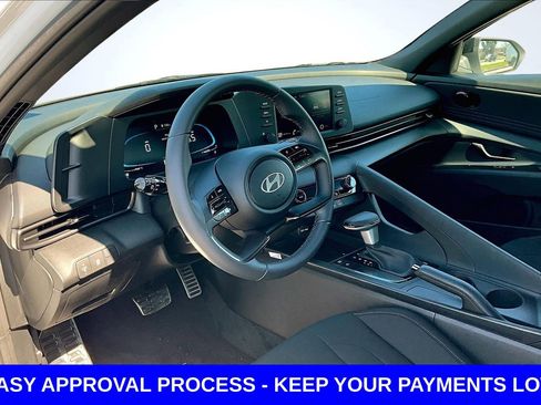Used 2026 Hyundai Elantra Sport FWD image 10