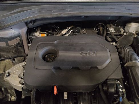 Used 2019 Hyundai Santa Fe SE FWD image 30