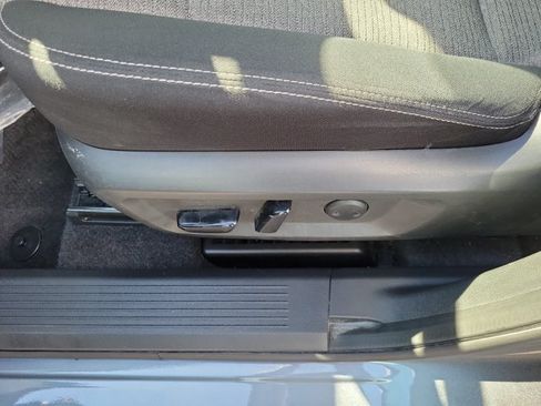 Used 2023 Nissan Rogue SV FWD image 20