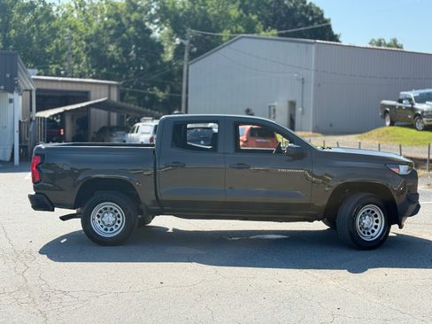 Used 2023 Chevrolet Colorado W/T RWD image 8