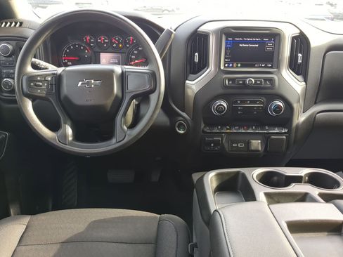 Used 2025 Chevrolet Silverado 2500 Custom w/ Custom Value Package image 27