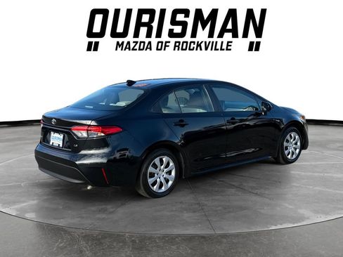 Used 2024 Toyota Corolla LE FWD image 6