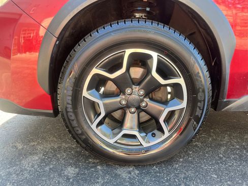 Used 2014 Subaru Crosstrek 2.0i Premium AWD/4WD image 10