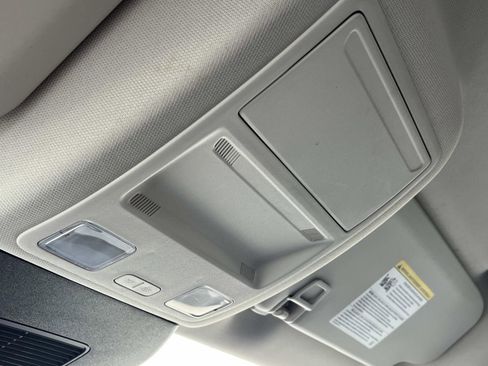 Used 2021 Ford Escape SEL image 34