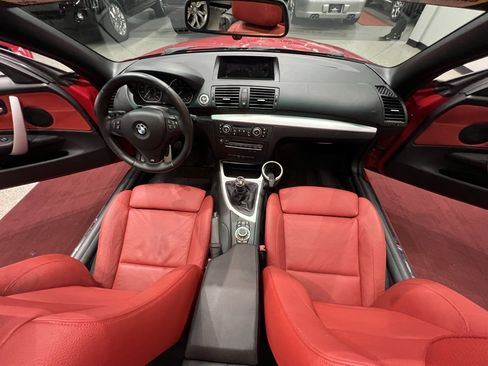 Used 2010 BMW 135i Convertible w/ Premium Pkg image 42