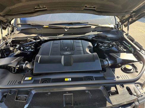 Used 2018 Land Rover Range Rover Sport HSE image 20