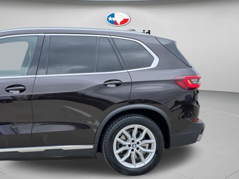Used 2021 BMW X5 xDrive40i w/ Premium Package 2 AWD/4WD image 29