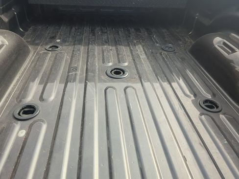 Used 2024 RAM 2500 Tradesman w/ Chrome Appearance Group image 8