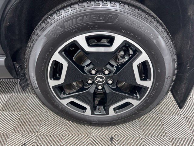 Used 2023 Ford Bronco Sport Outer Banks w/ Tech Package AWD/4WD image 10