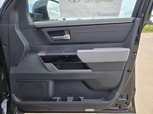 New 2026 Toyota Tundra Limited AWD/4WD image 23