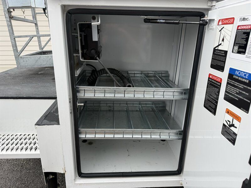Used 2022 RAM 5500 Tradesman AWD/4WD image 33