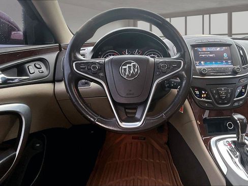 Used 2016 Buick Regal FWD image 6