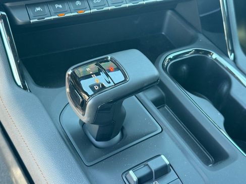 New 2025 GMC Sierra 1500 AT4 w/ AT4 Premium Package image 23