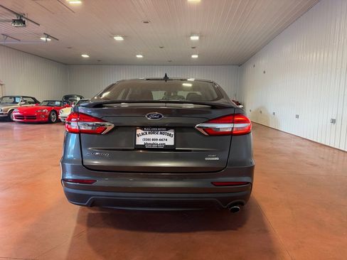 Used 2019 Ford Fusion SE w/ Equipment Group 151A image 9